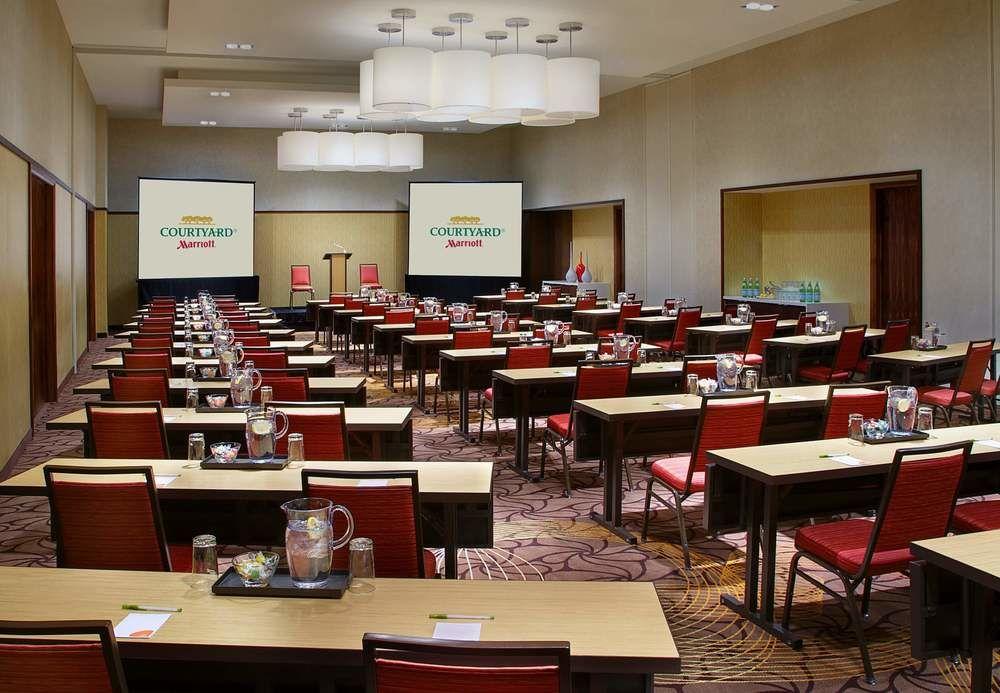 Courtyard By Marriott Calgary Airport Ξενοδοχείο Εξωτερικό φωτογραφία