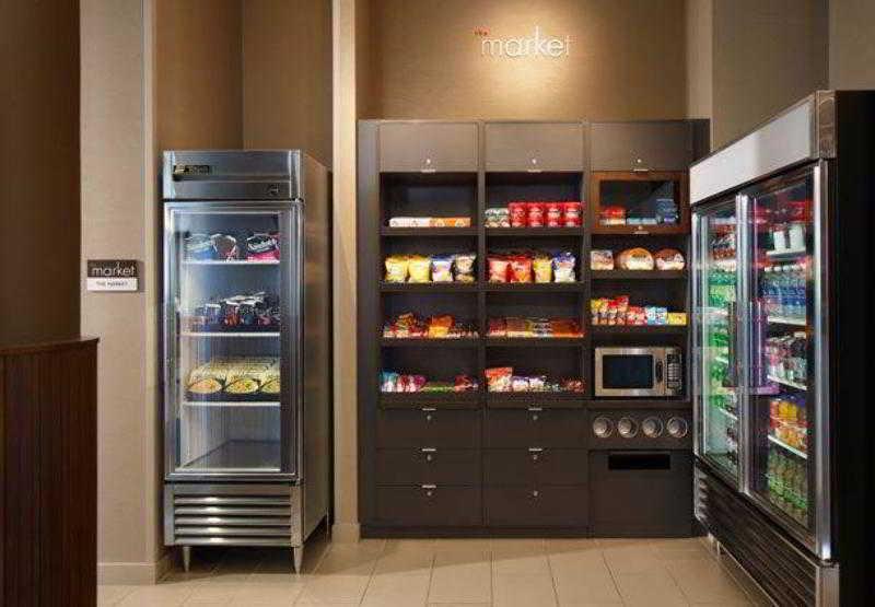 Courtyard By Marriott Calgary Airport Ξενοδοχείο Εξωτερικό φωτογραφία